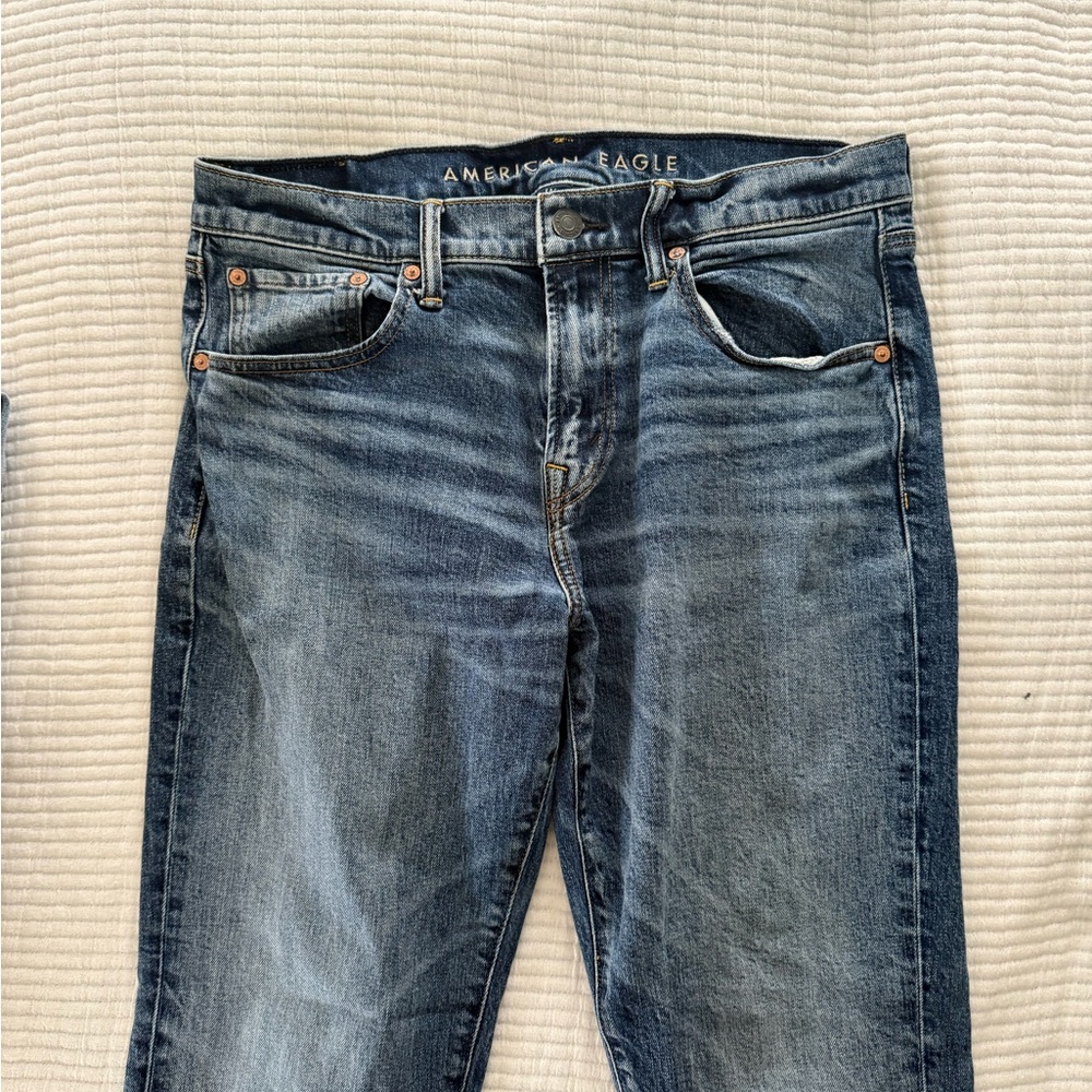 American Eagle Outfitters Men's Dark Blue Straight Jeans